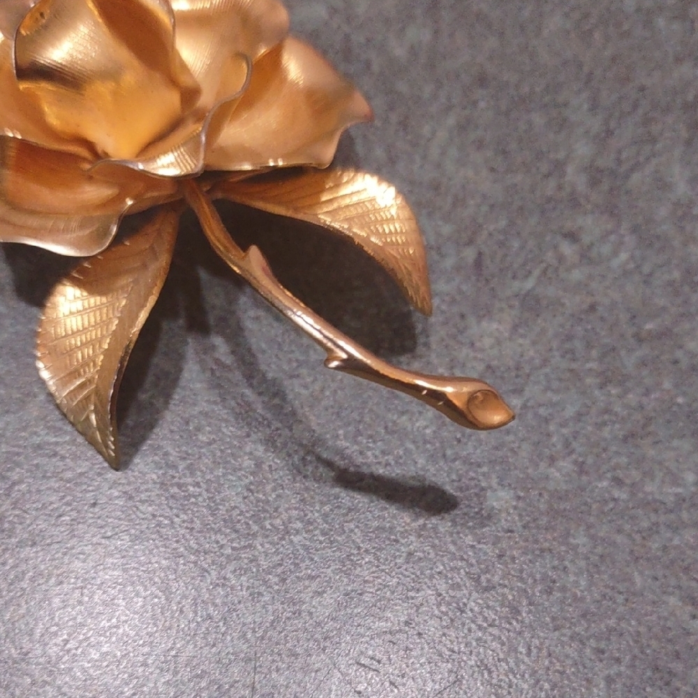 Vintage Gold Tone  Rose Bloom Brooch Signed Cerrito - Picture 3 of 6